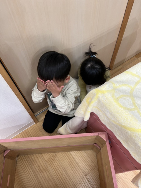 かくれんぼ
